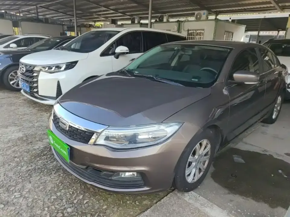 Qoros Qoros 3