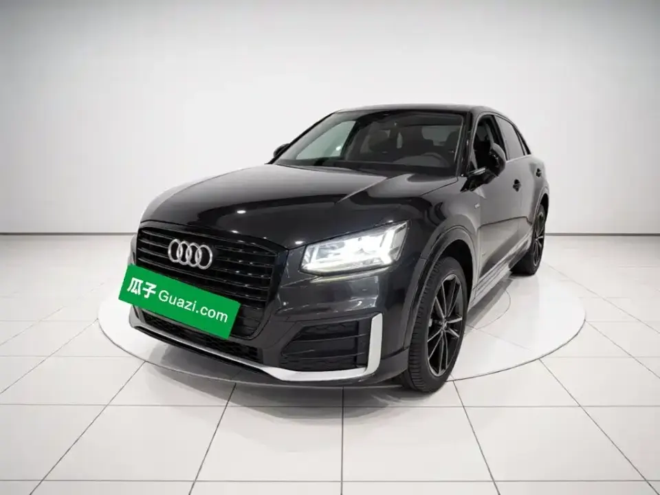 Audi Q2L