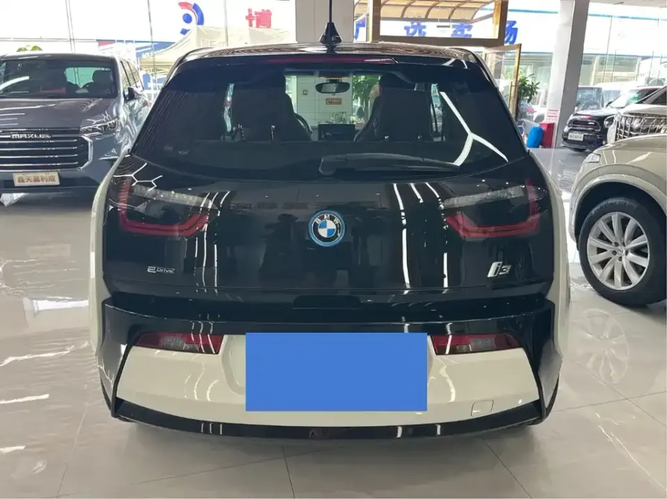 BMW i3 (Import)