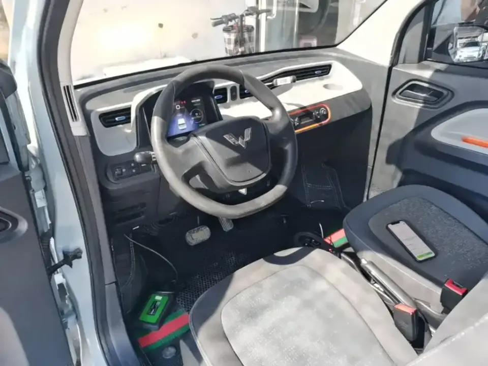 Wuling MINIEV