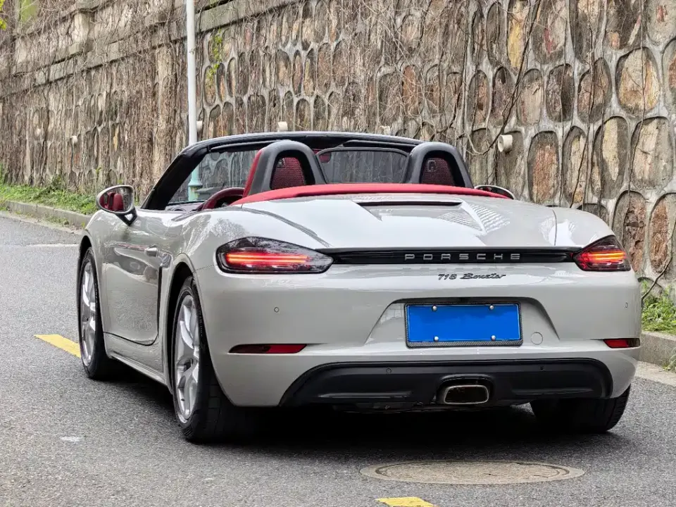Porsche 718