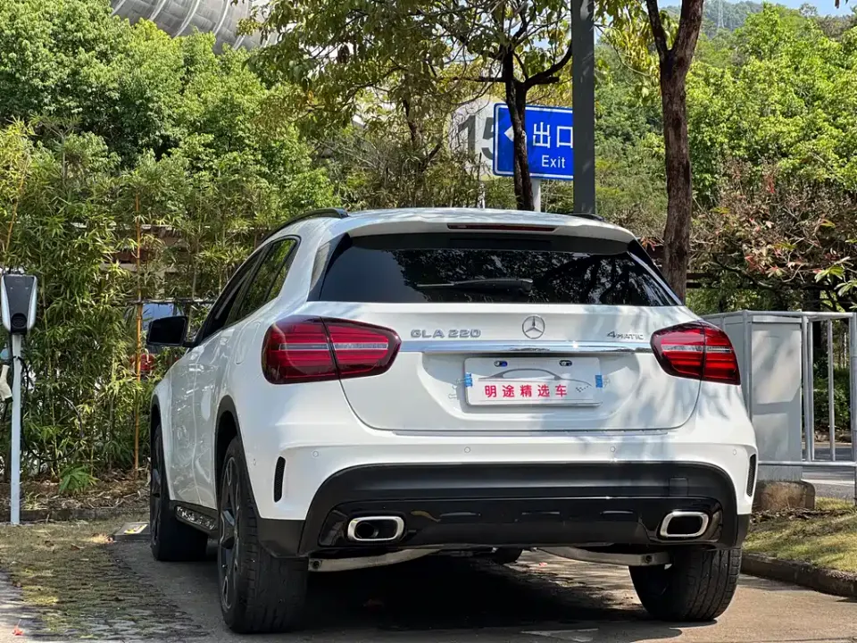 Mercedes-Benz GLA