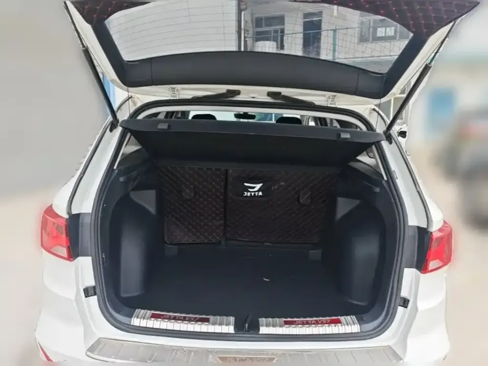 Jetta VS7