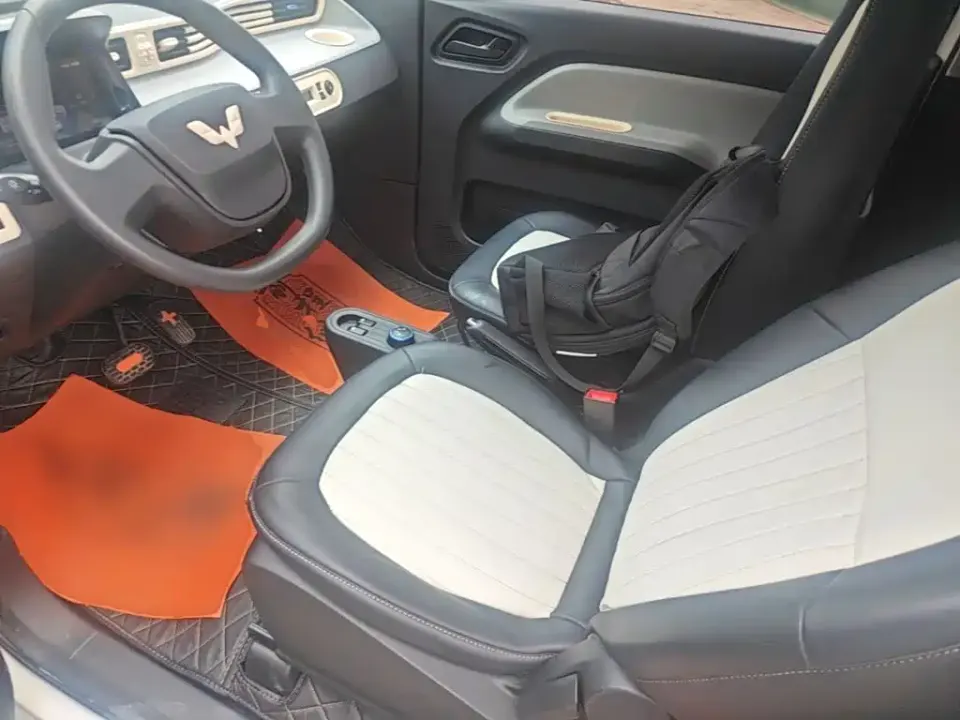 Wuling MINIEV