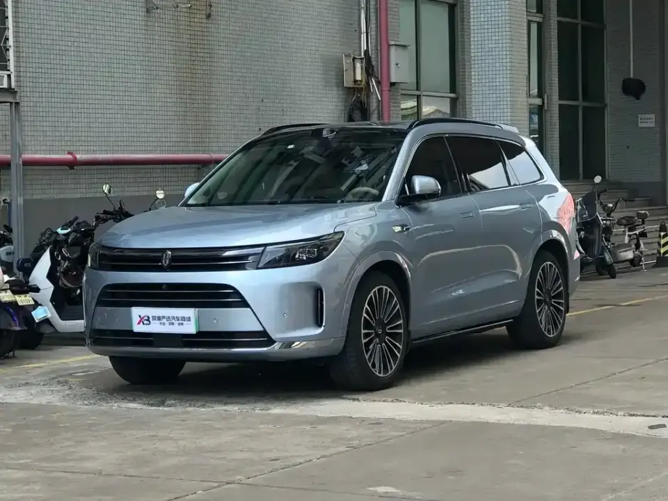 AITO M7