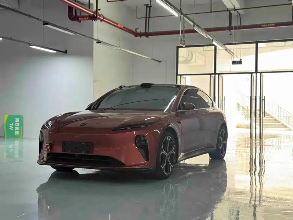 Nio ET5