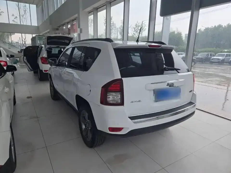Jeep Compass (Import)