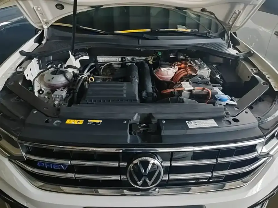 Volkswagen Tiguan L PHEV