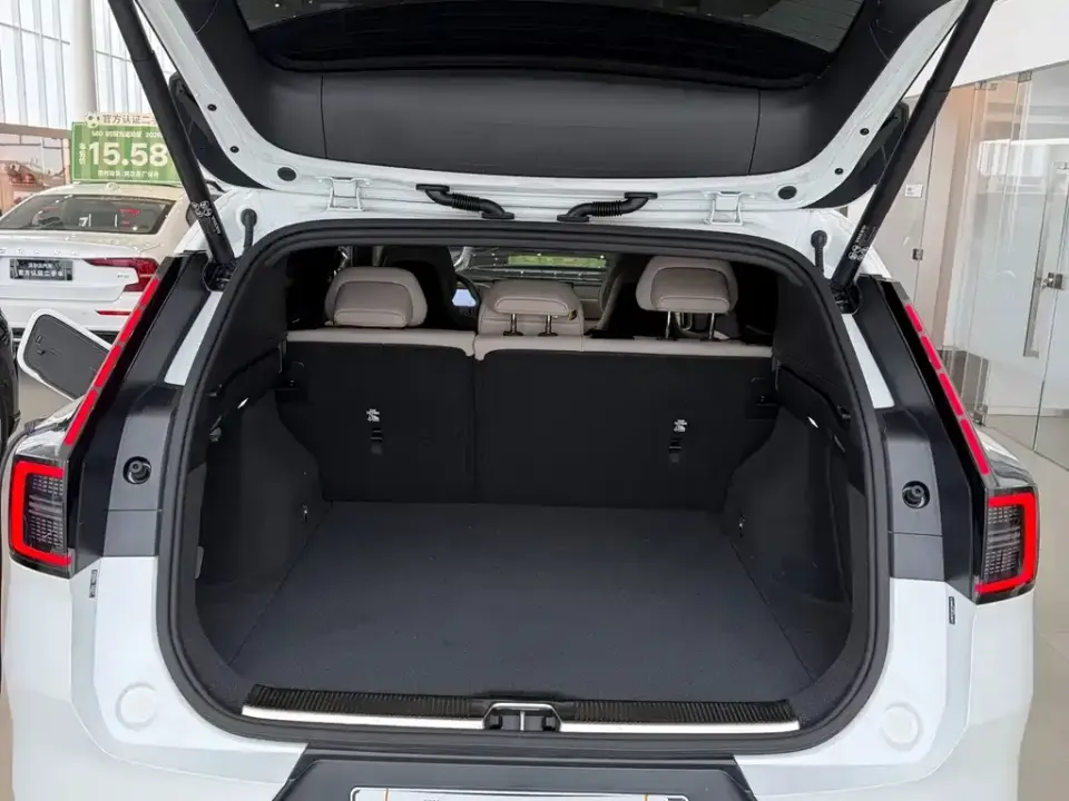 Volvo XC70 PHEV