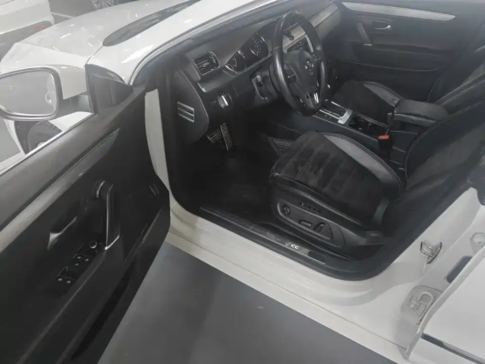 Volkswagen CC