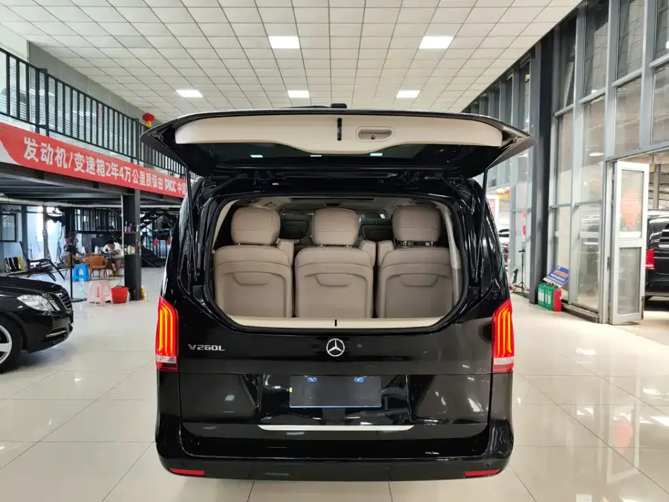 Mercedes-Benz V-Class