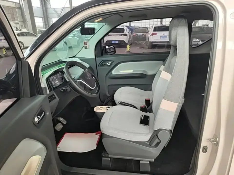 Wuling MINIEV