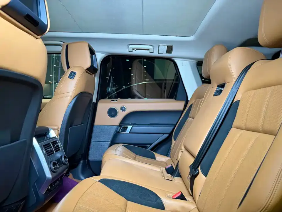 Land Rover Sport