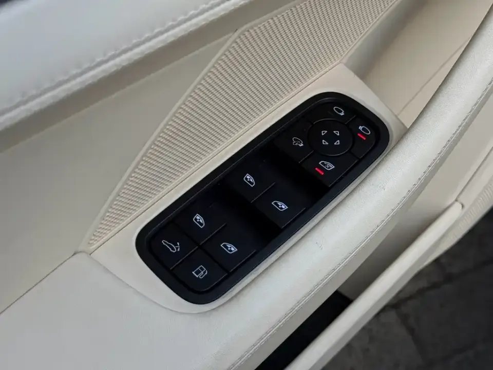 Porsche Panamera Hybrid