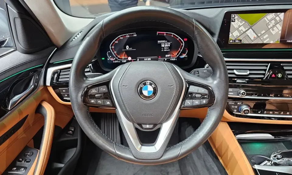 BMW 5-Series