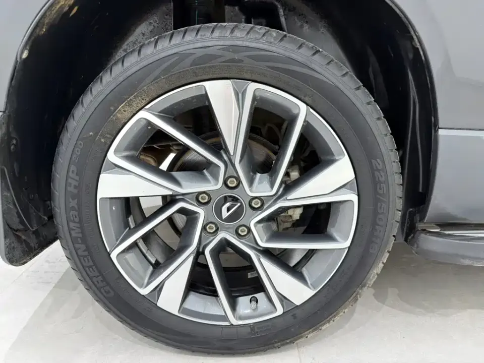 Jetta VS5