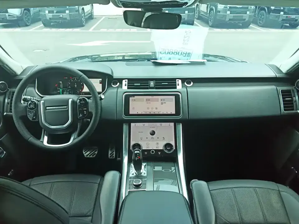 Land Rover Sport
