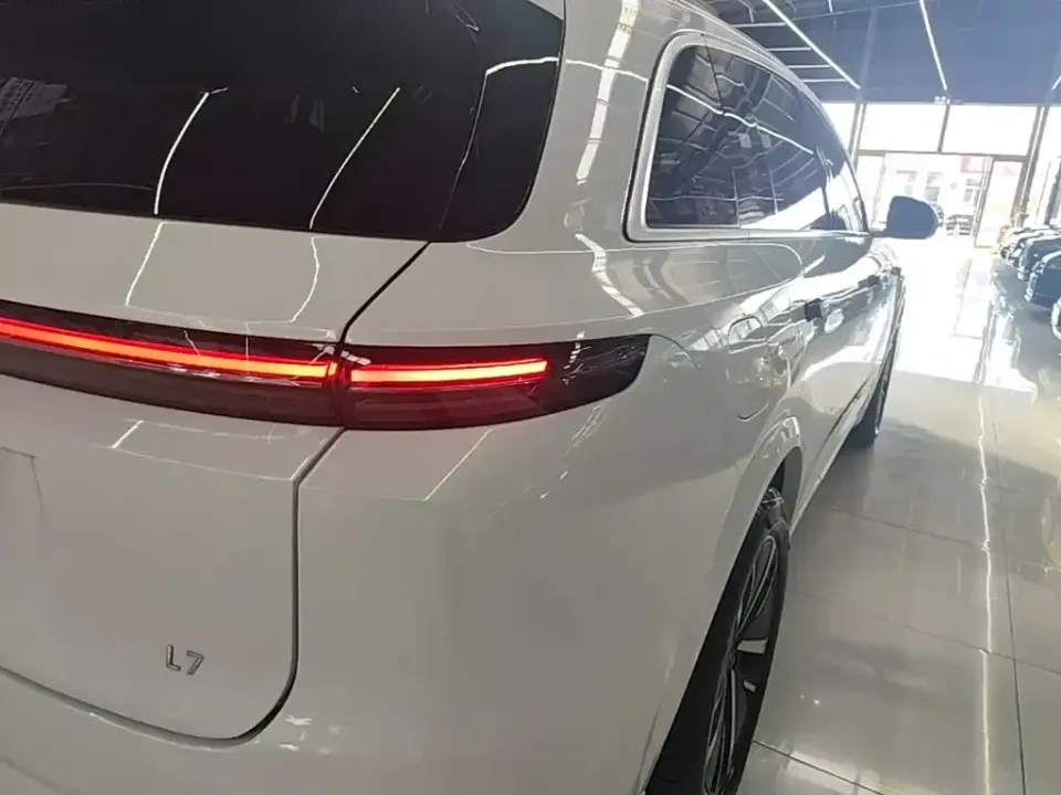 Li Li L7