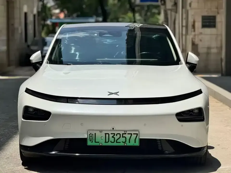 Xpeng P7
