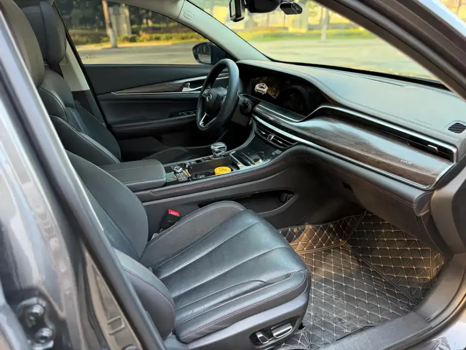 GAC Trumpchi GA8