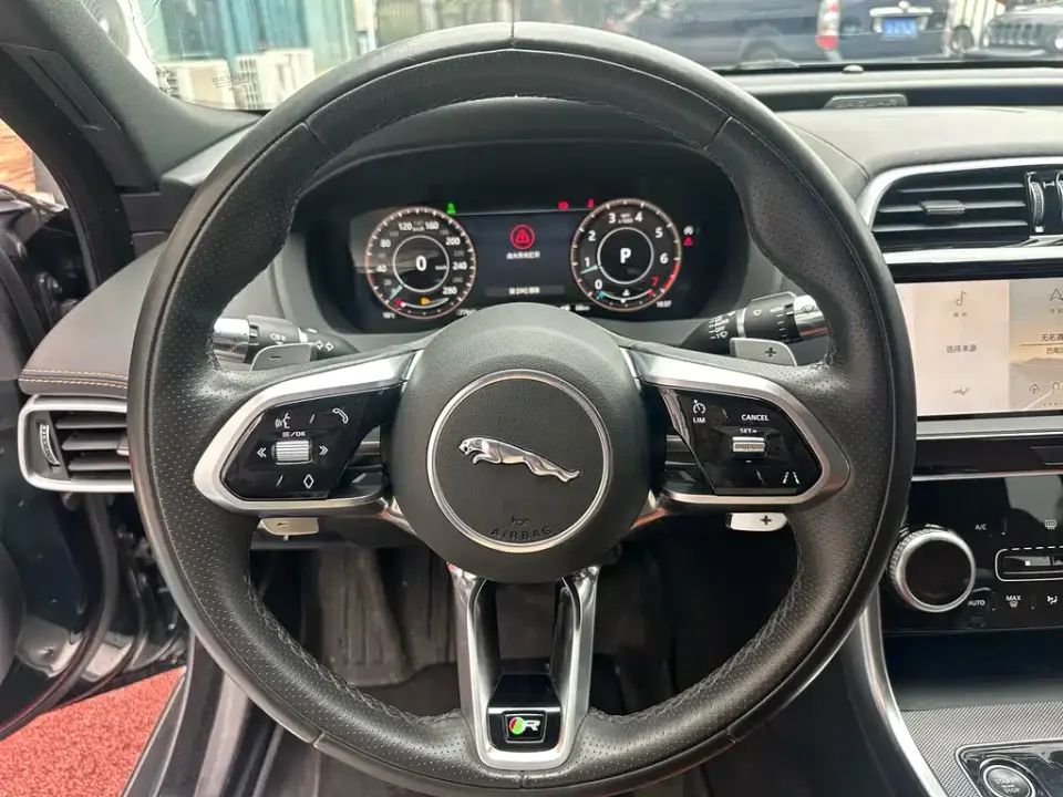 Jaguar XEL