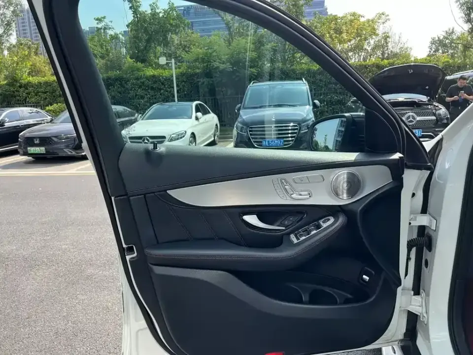 Mercedes-Benz GLC AMG