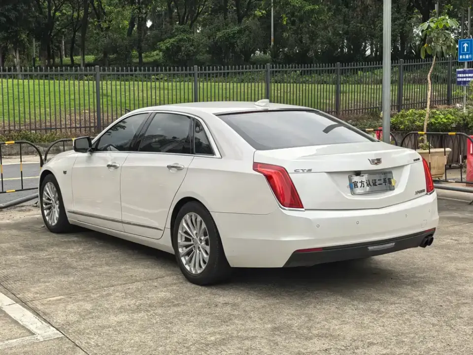 Cadillac CT6