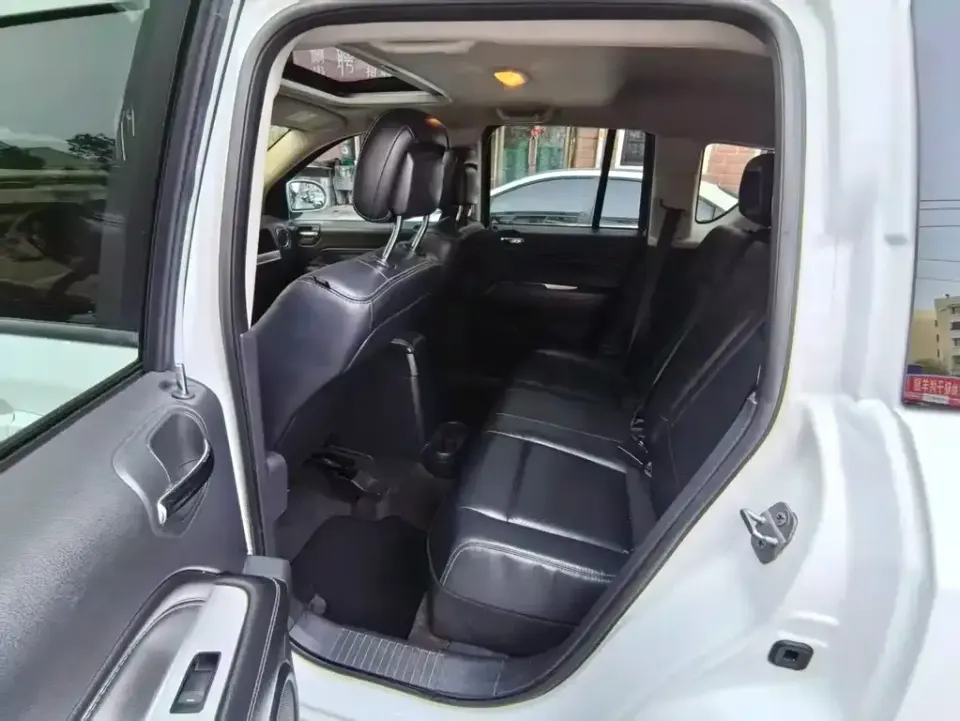 Jeep Compass (Import)