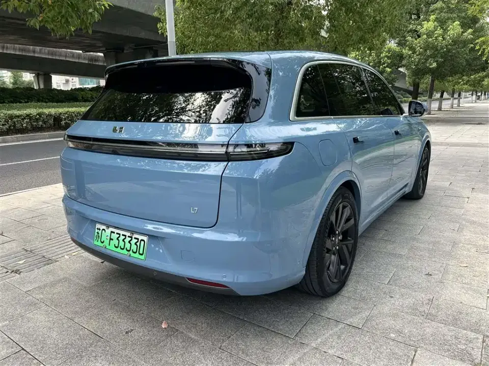 Li Li L7