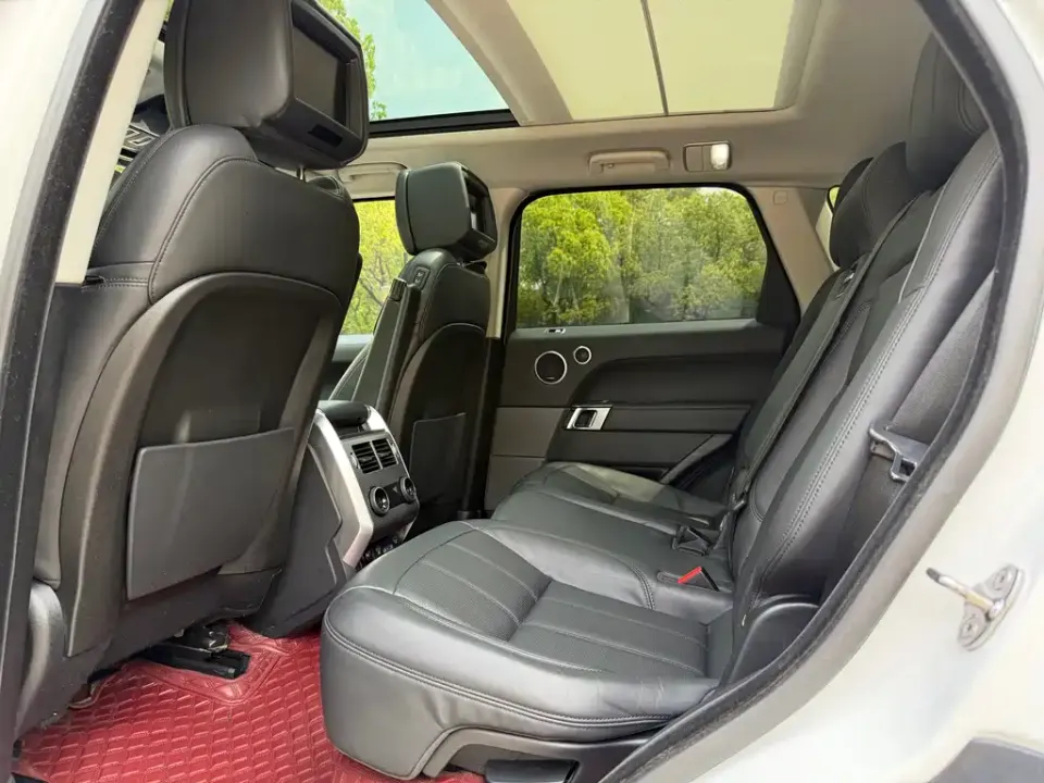Land Rover Sport