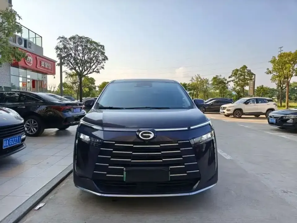 GAC Trumpchi E8 PHEV