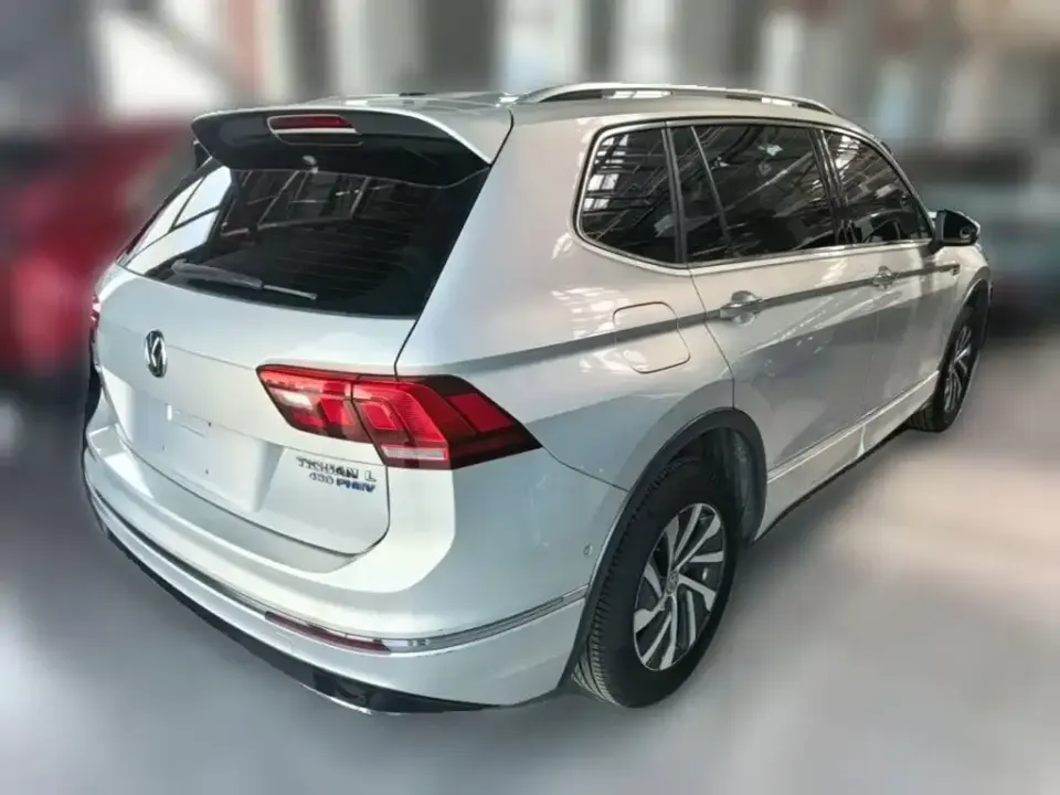 Volkswagen Tiguan L PHEV