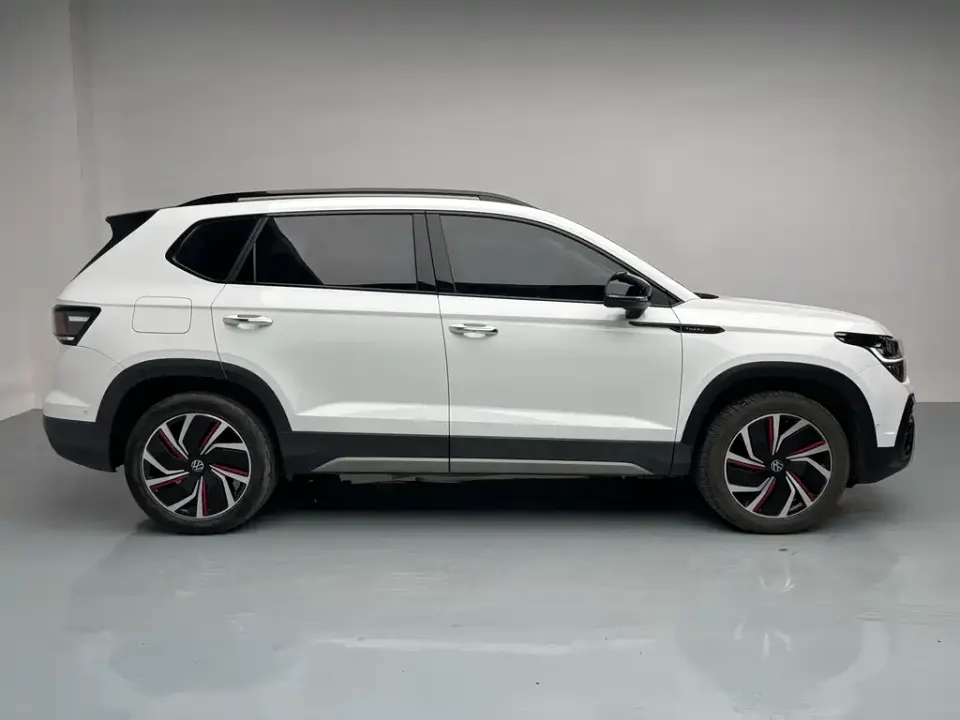 Volkswagen Tharu