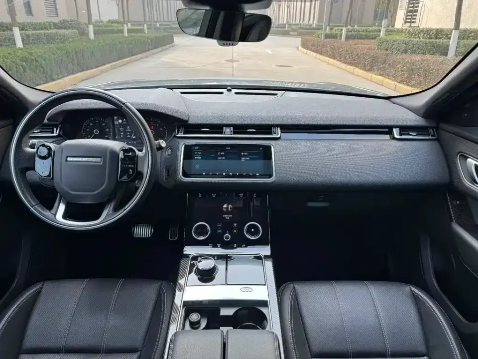 Land Rover Velar
