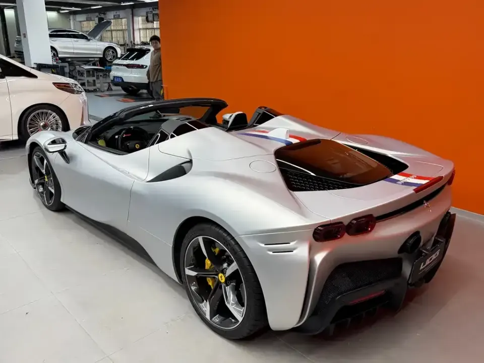 Ferrari SF90