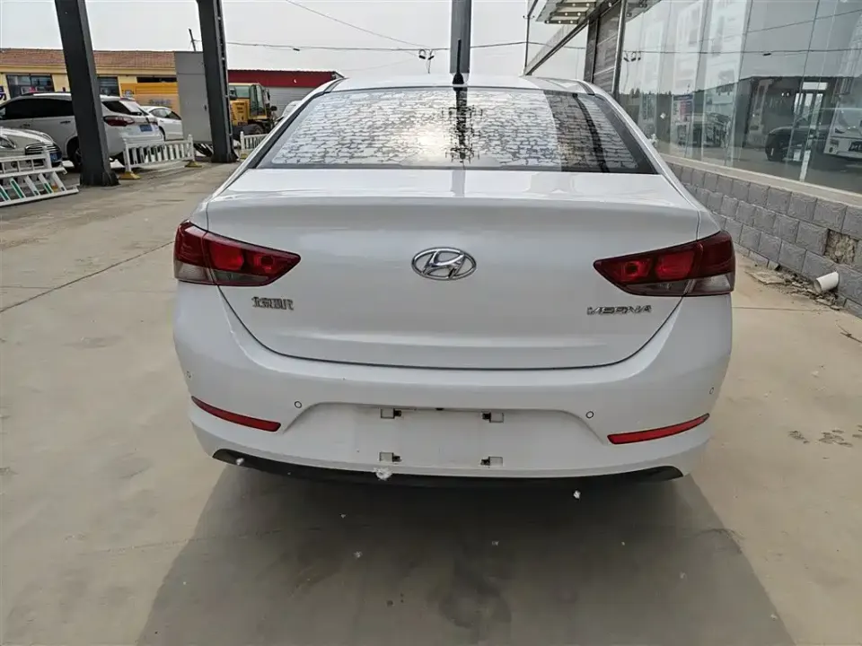 Hyundai Verna