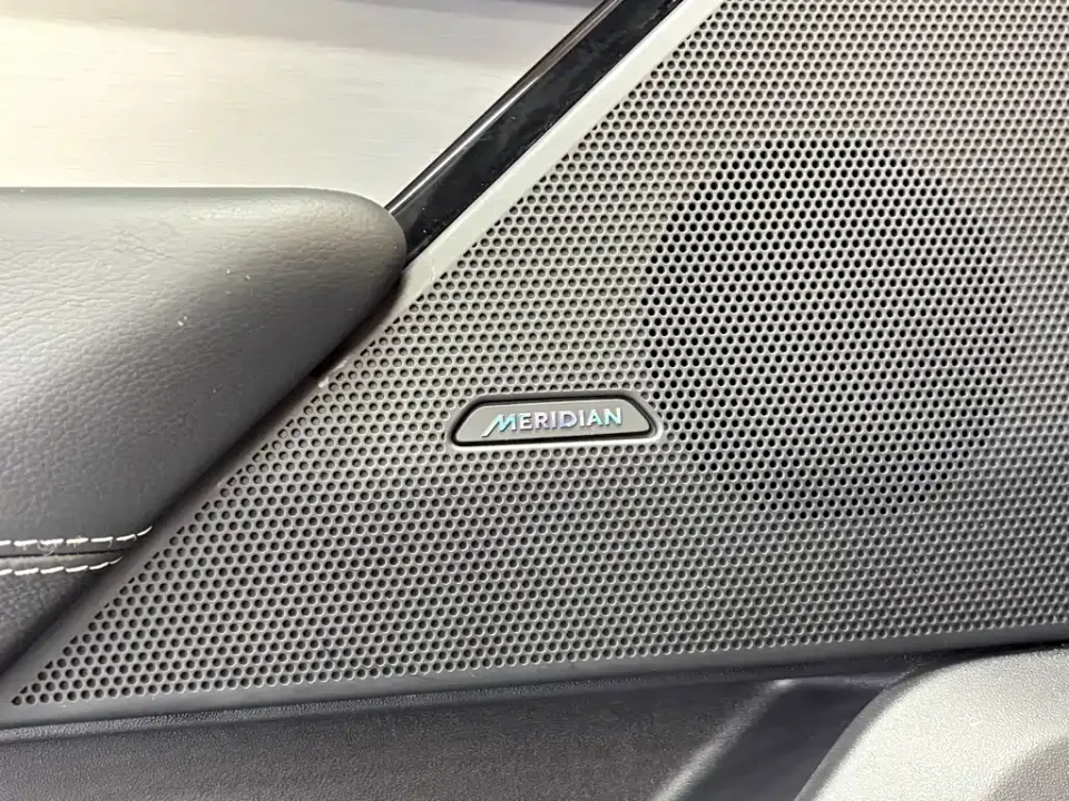 Land Rover Velar