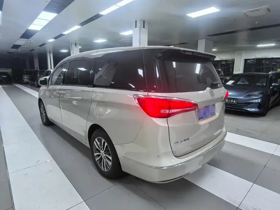 Buick GL8