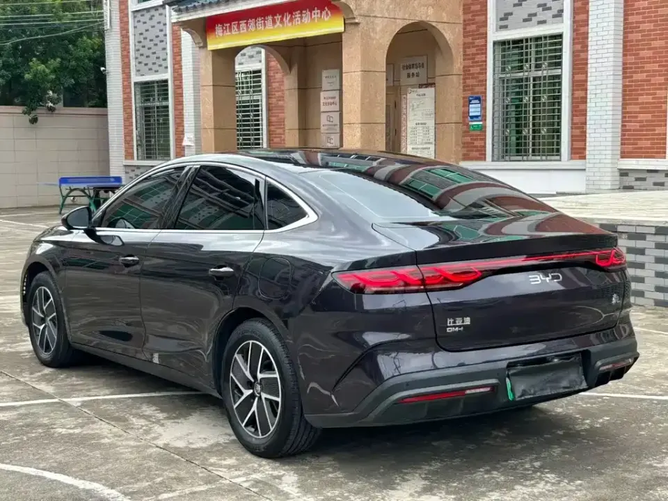 BYD Qin L