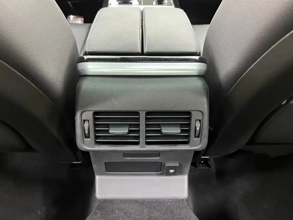 Land Rover Velar