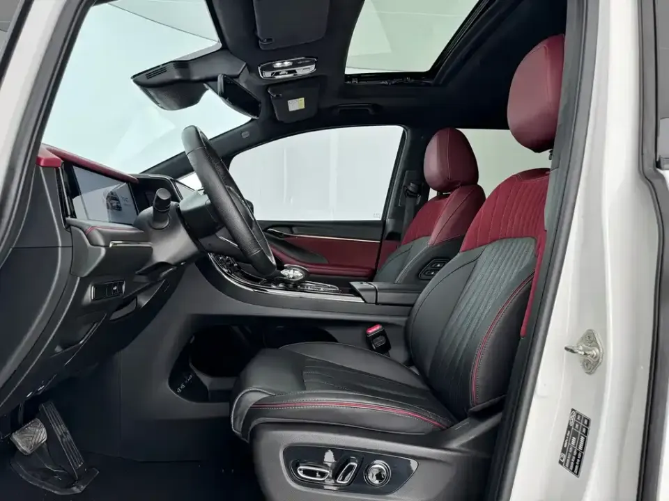 GAC Trumpchi M8