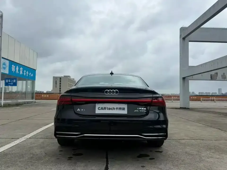 Audi A7L