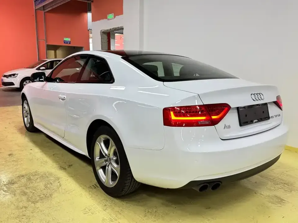 Audi A5 (Import)