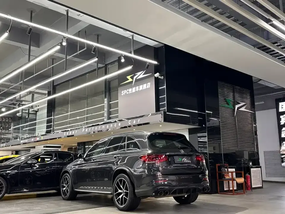 Mercedes-Benz GLC AMG