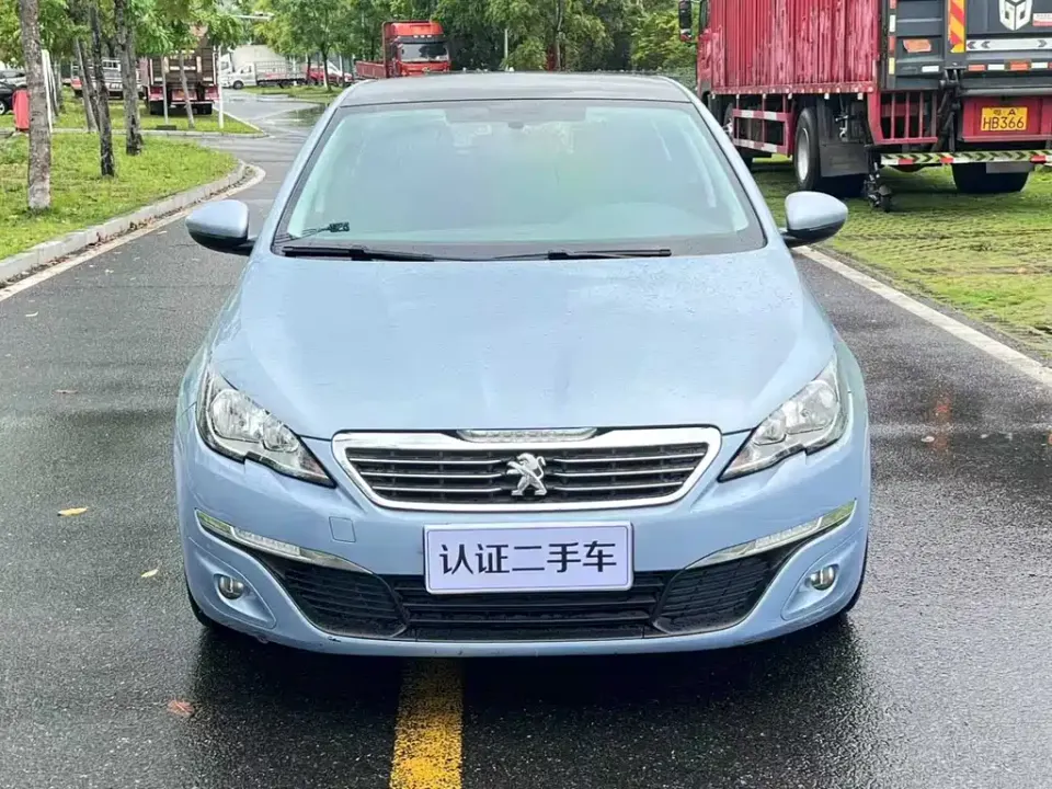 Peugeot 308S