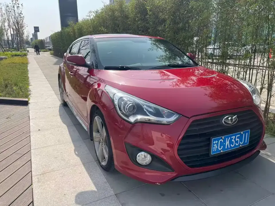 Hyundai Veloster