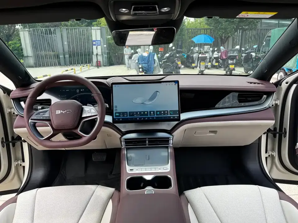 BYD Seal 07 DM-i
