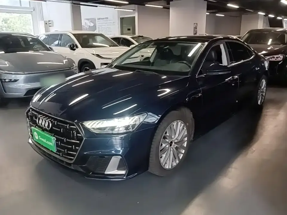 Audi A7L