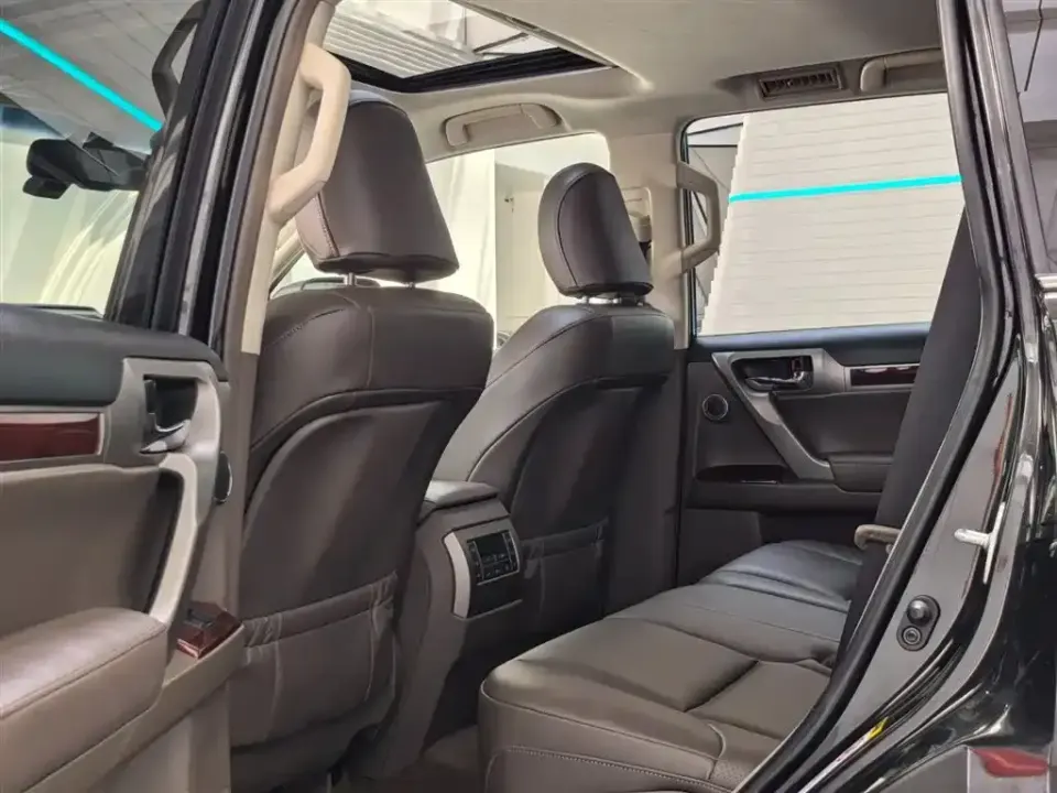 Lexus GX