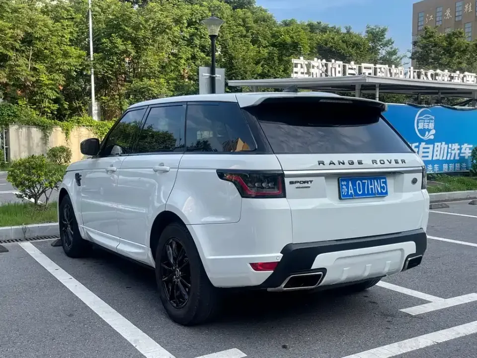 Land Rover Sport